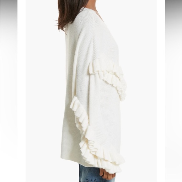 Frame Ruffle Yoke Ribbed Wool Blend Off White Oversized Knit Sweater - Picture 2 of 9